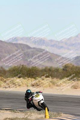 media/Nov-16-2025-Race Pace (Sun) [[8c5fa54630]]/Non Verified Riders (1st 20 Minutes)/2-Turn 10 (1010am)/